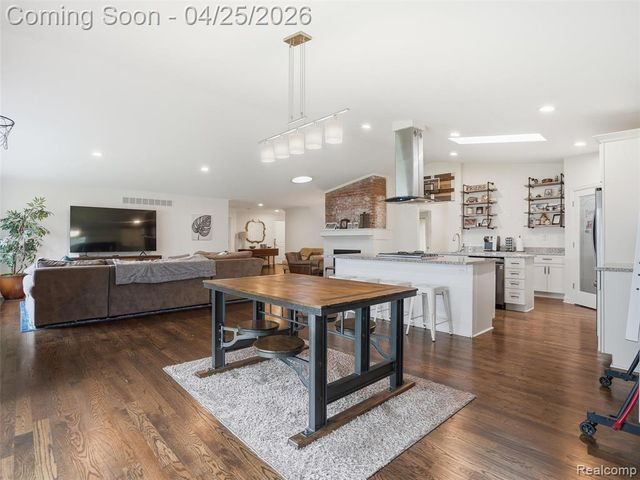 590 N Sheldon Road, Plymouth, MI 48170