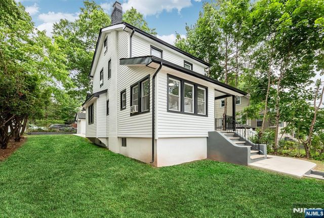 1470 Gaylord Terrace, Teaneck, NJ 07666