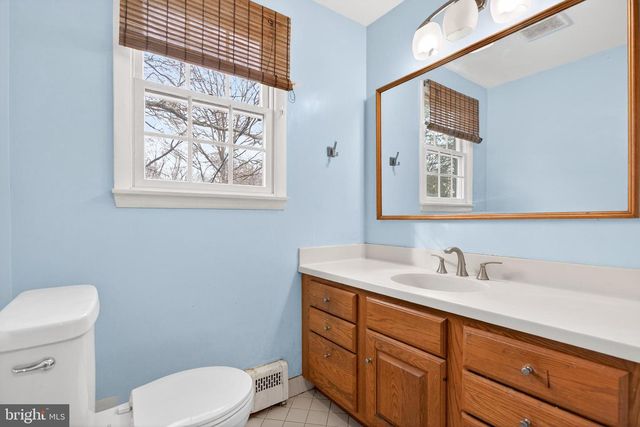 26 AUSTIN RD, Yardley, PA 19067