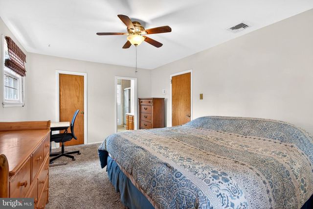 26 AUSTIN RD, Yardley, PA 19067