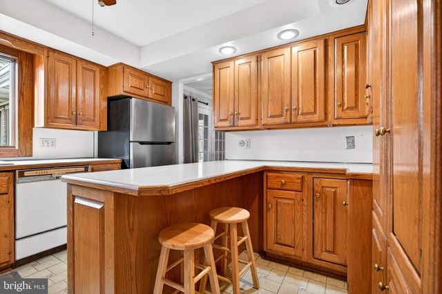 26 AUSTIN RD, Yardley, PA 19067