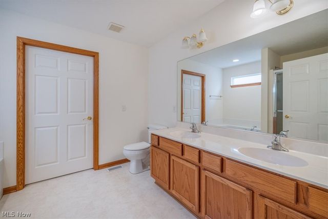 501 Falling Leaf Drive, Seven Hills, OH 44131