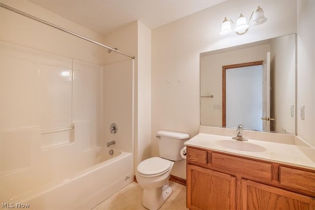 501 Falling Leaf Drive, Seven Hills, OH 44131