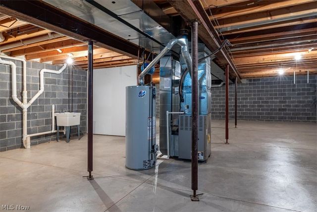 501 Falling Leaf Drive, Seven Hills, OH 44131