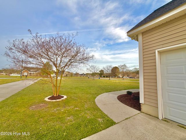 3047 Poplar Grove Drive, Greenville, NC 27858