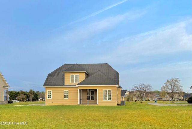 3047 Poplar Grove Drive, Greenville, NC 27858