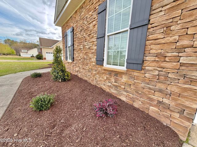 3047 Poplar Grove Drive, Greenville, NC 27858