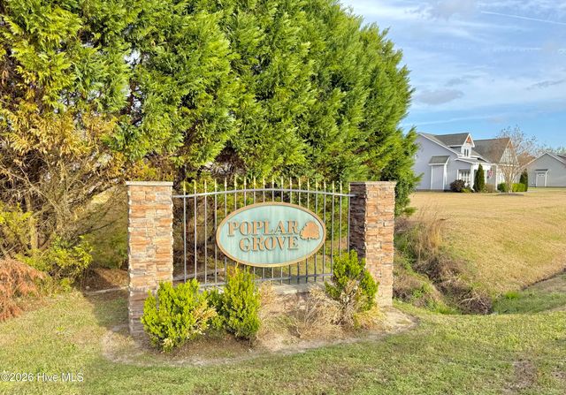 3047 Poplar Grove Drive, Greenville, NC 27858