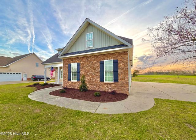 3047 Poplar Grove Drive, Greenville, NC 27858