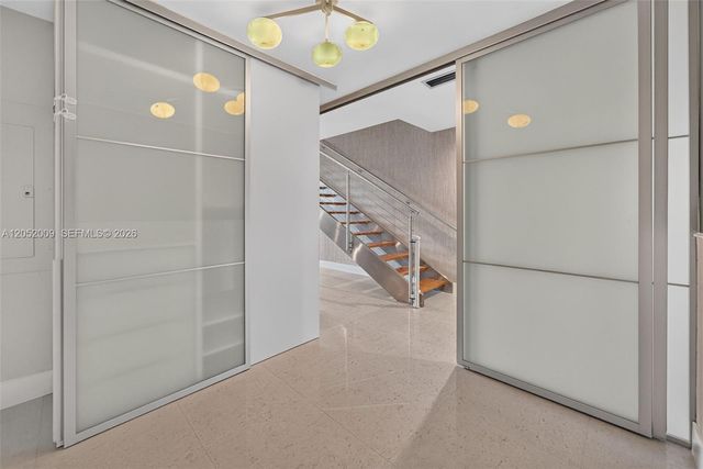 2950 NE 188th St 406, Aventura, FL 33180