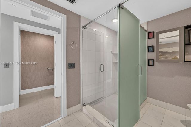 2950 NE 188th St 406, Aventura, FL 33180