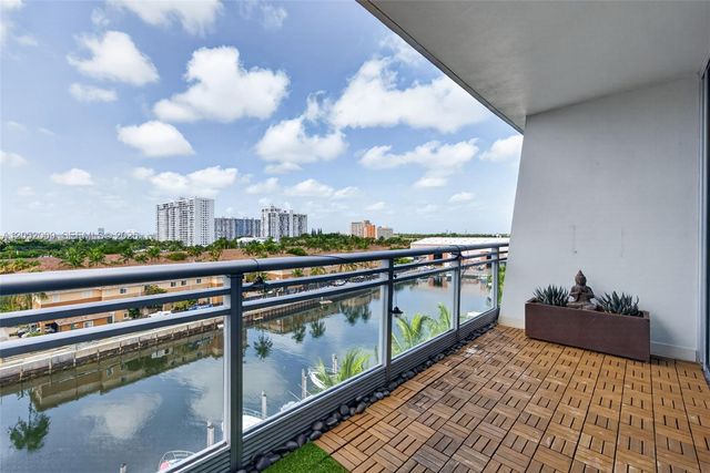 2950 NE 188th St 406, Aventura, FL 33180