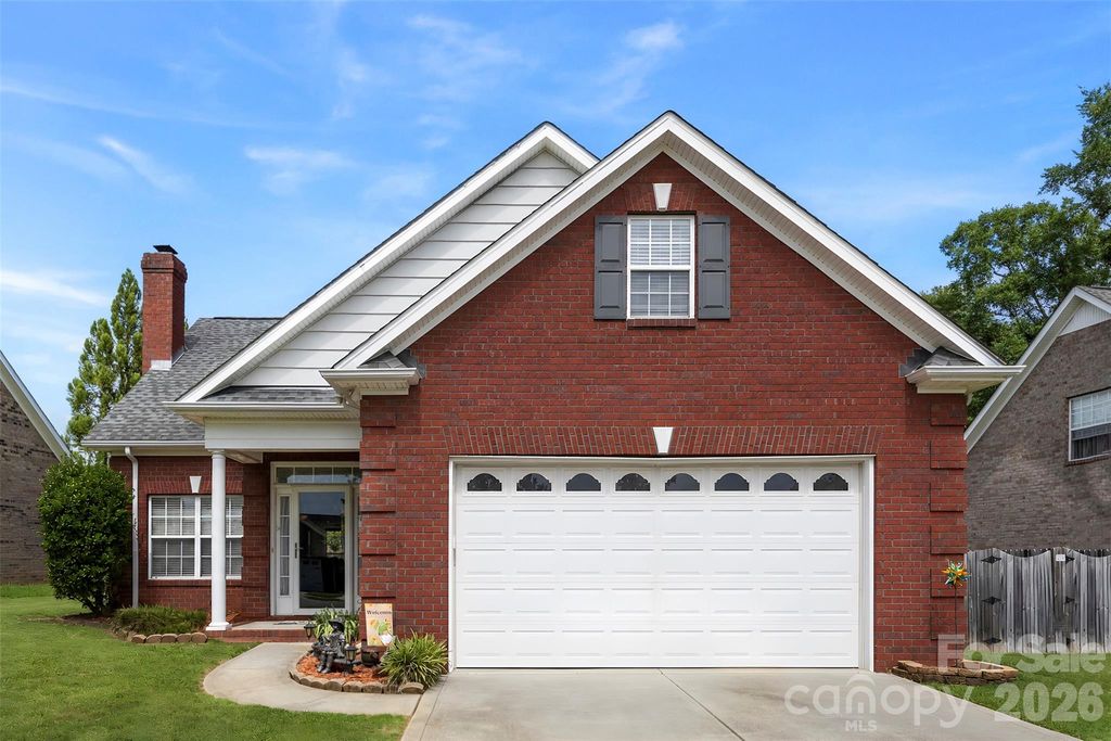 3310 Brickwood Circle, Midland, NC 28107