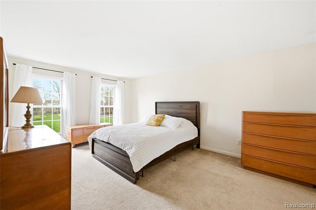 3464 Buckingham Trail, West Bloomfield, MI 48323
