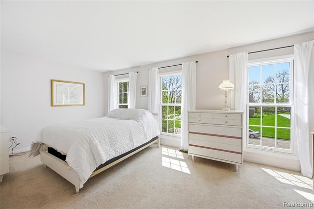 3464 Buckingham Trail, West Bloomfield, MI 48323