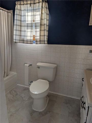 2711 Jackson Street, St Joseph, MO 64507