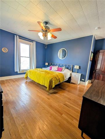 2711 Jackson Street, St Joseph, MO 64507