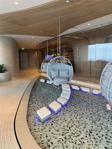 1000 Brickell Plaza 4104, Miami, FL 33131