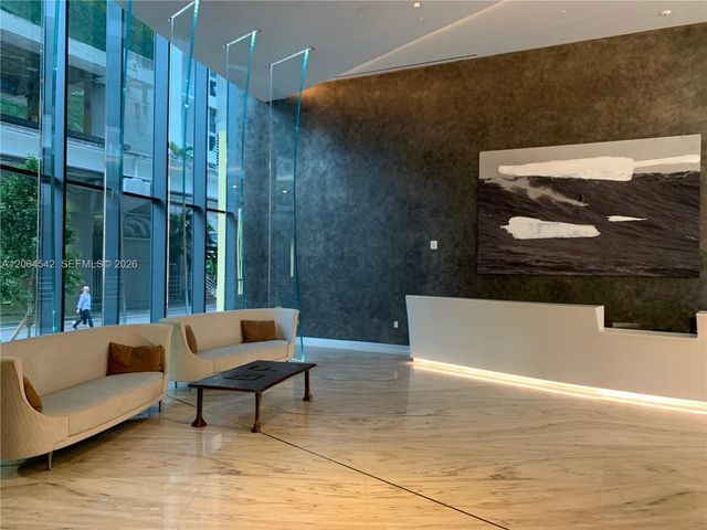 1000 Brickell Plaza 4104, Miami, FL 33131