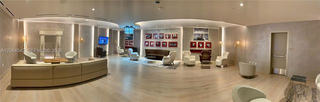 1000 Brickell Plaza 4104, Miami, FL 33131