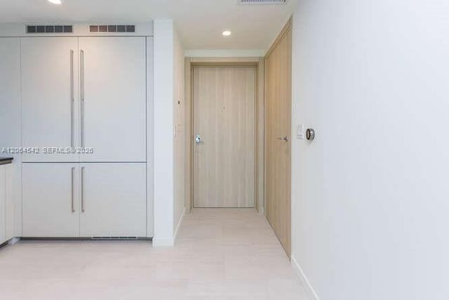 1000 Brickell Plaza 4104, Miami, FL 33131