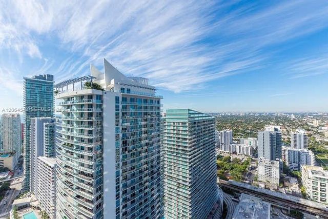 1000 Brickell Plaza 4104, Miami, FL 33131