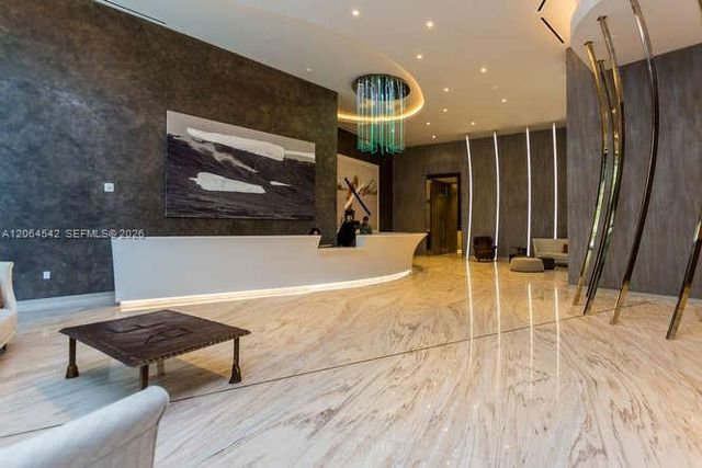 1000 Brickell Plaza 4104, Miami, FL 33131