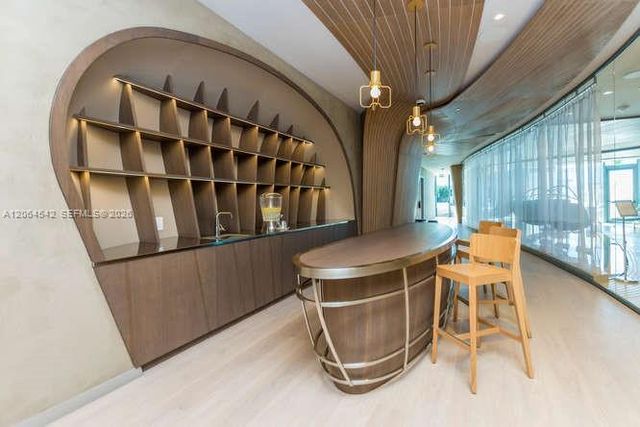 1000 Brickell Plaza 4104, Miami, FL 33131