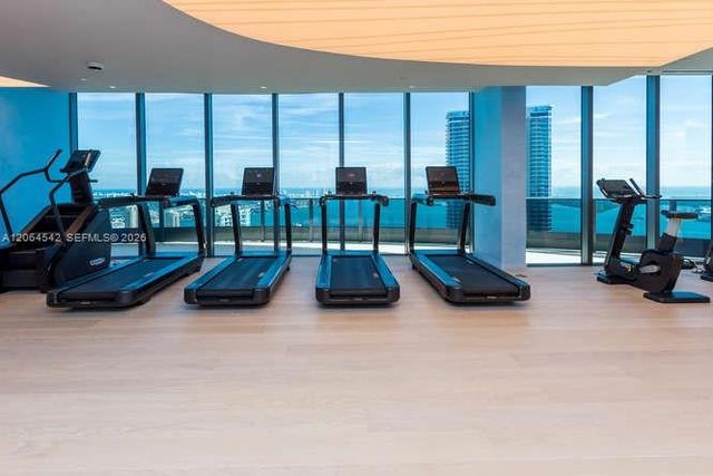 1000 Brickell Plaza 4104, Miami, FL 33131