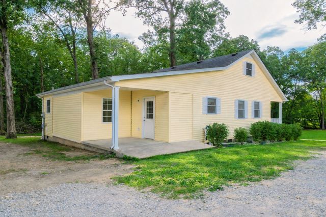 4342 New Manchester Hwy, Tullahoma, TN 37388