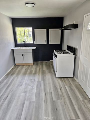 340 W Congress, Colton, CA 92324