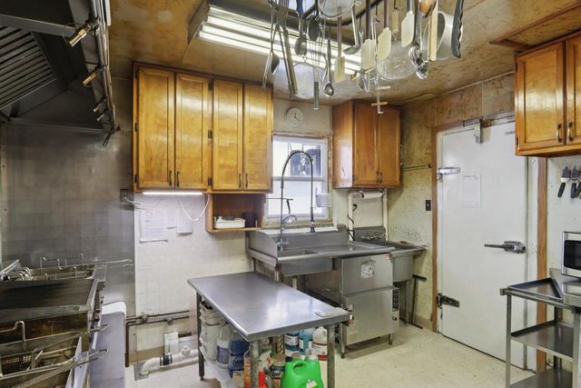 W11057 County Road D, Marion, WI 54950
