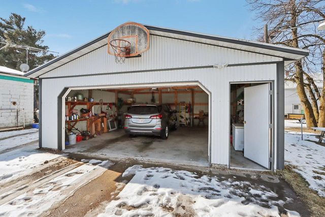 W11057 County Road D, Marion, WI 54950