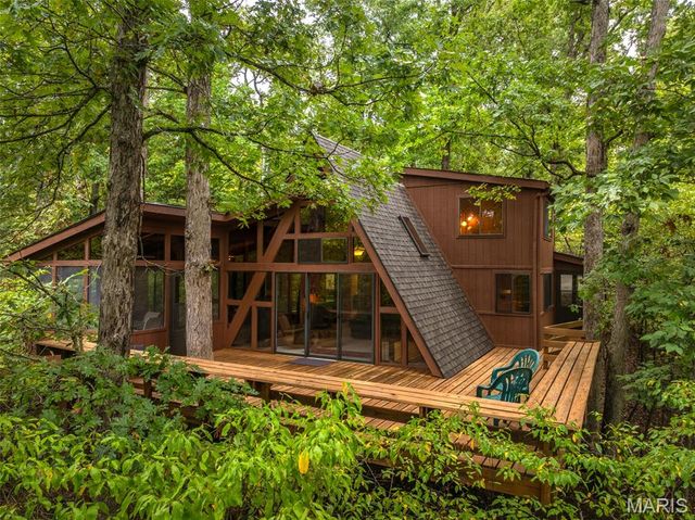 236 Nature Grove Drive, Innsbrook, MO 63390
