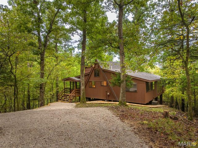 236 Nature Grove Drive, Innsbrook, MO 63390
