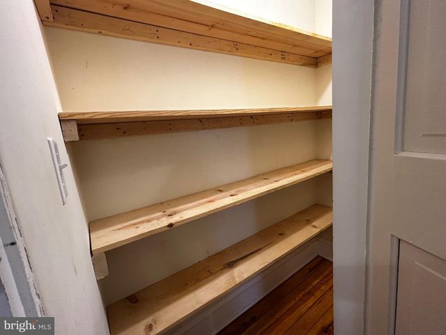 2 W MAIN ST, Boyce, VA 22620