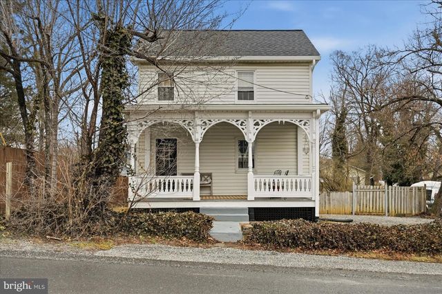 2 W MAIN ST, Boyce, VA 22620