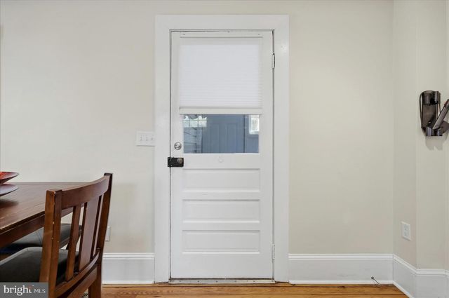 2 W MAIN ST, Boyce, VA 22620