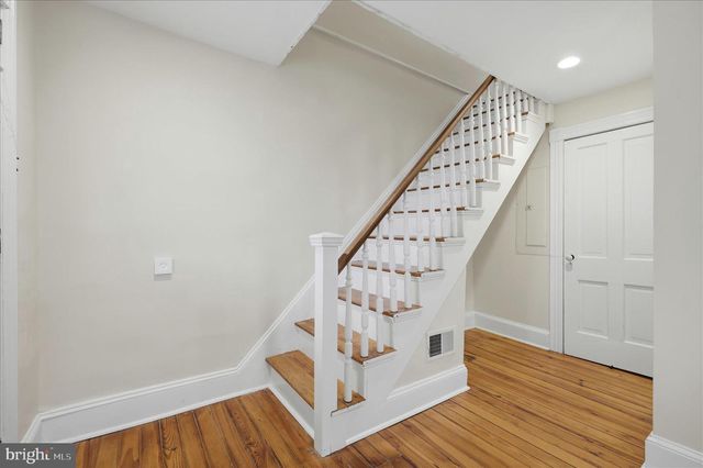 2 W MAIN ST, Boyce, VA 22620