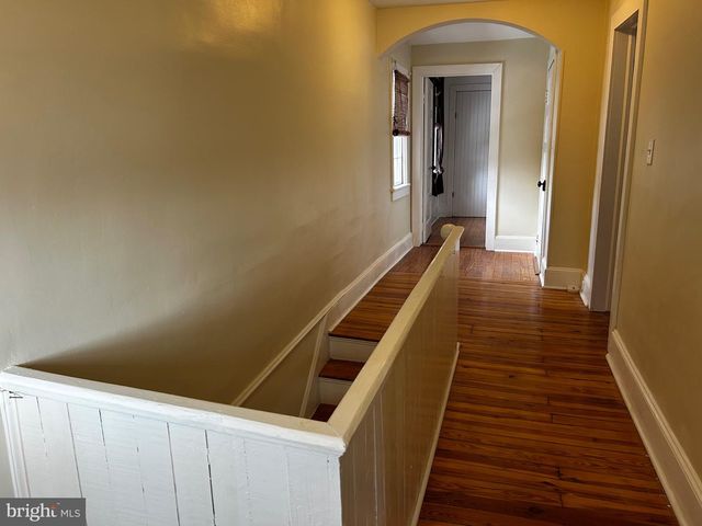 2 W MAIN ST, Boyce, VA 22620