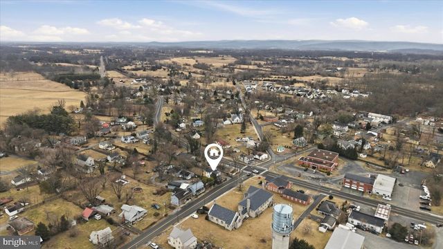 2 W MAIN ST, Boyce, VA 22620