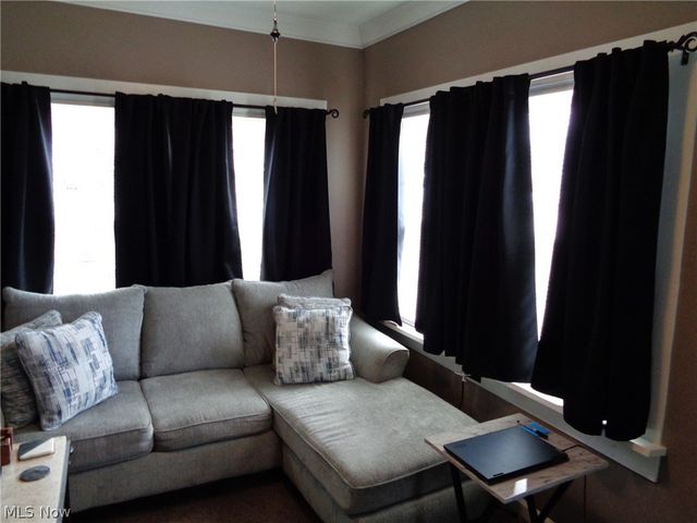 202 Elmford Avenue SW, Massillon, OH 44646