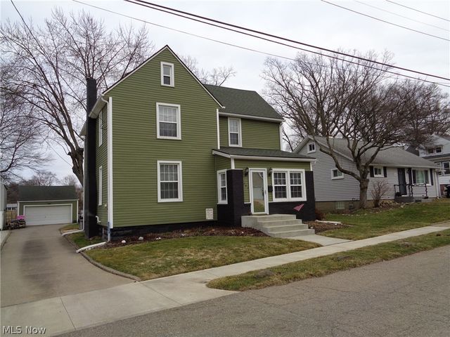 202 Elmford Avenue SW, Massillon, OH 44646