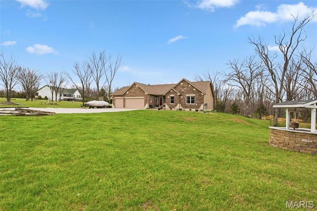 29 Fox Run Drive, Wright City, MO 63390