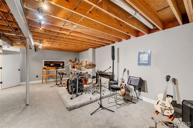 29 Fox Run Drive, Wright City, MO 63390