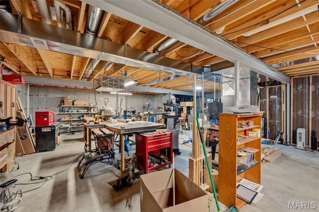 29 Fox Run Drive, Wright City, MO 63390