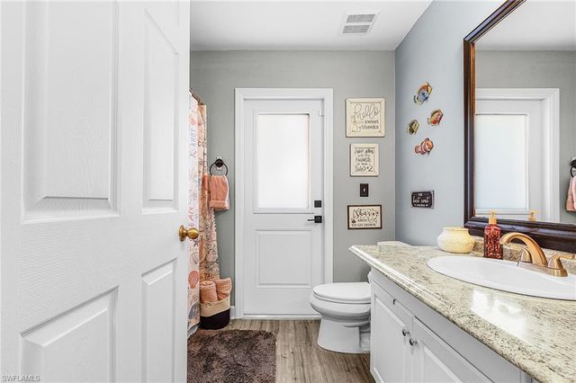 703 NE 23rd TER, Cape Coral, FL 33909