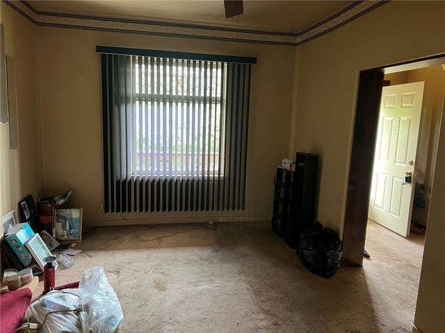 244 Arabella St, Knoxville, PA 15210