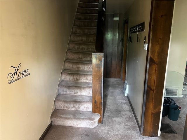 244 Arabella St, Knoxville, PA 15210