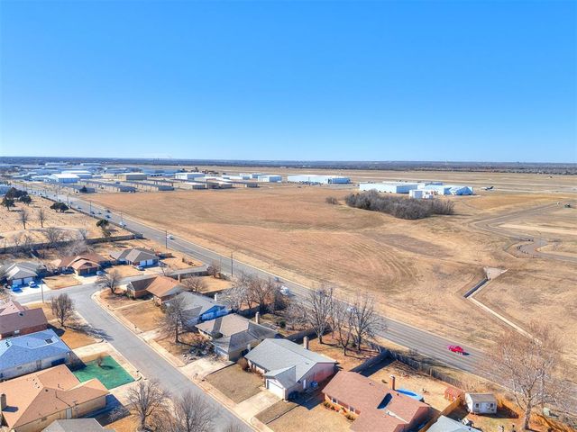 6624 Woodridge Avenue, Oklahoma City, OK 73132